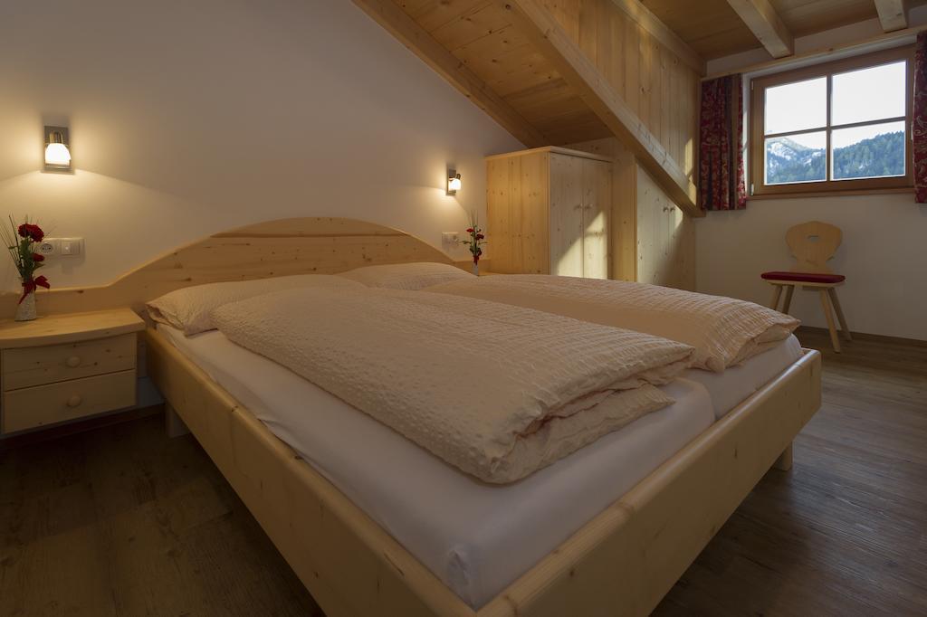 Appartments Jagerhof Braies  Room photo